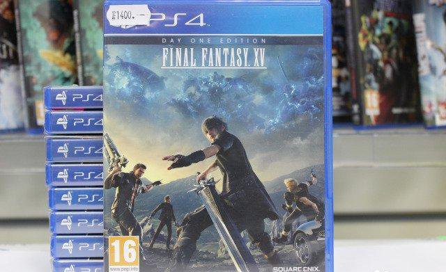 Final Fantasy XV Day One Edition (PS4)