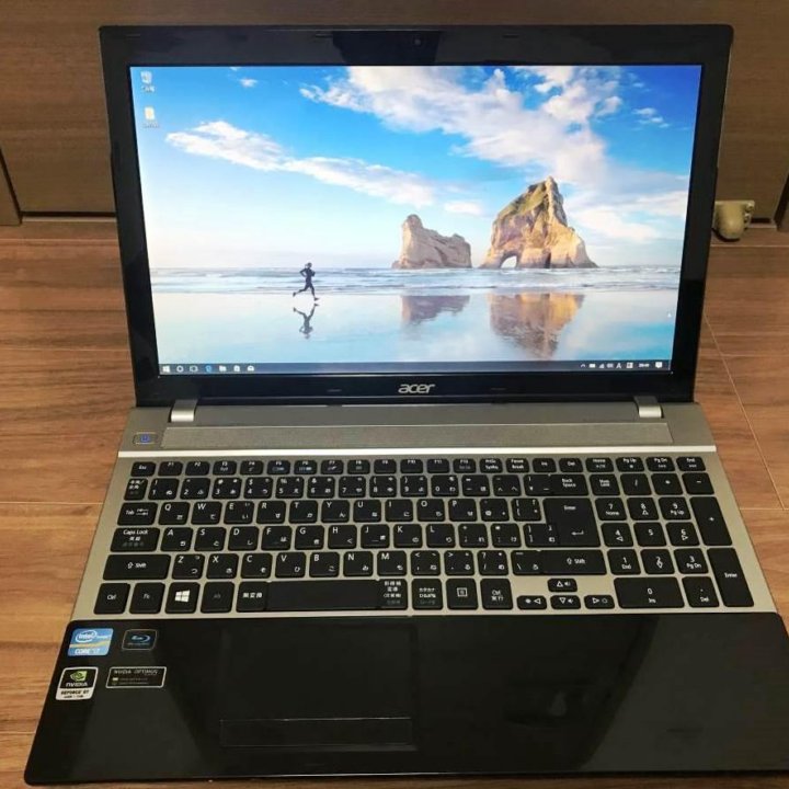 Acer v3 intel core i7/8GB/GeForce 640M 2GB