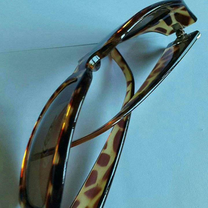 Солнцезащитные очки (леопард) новые