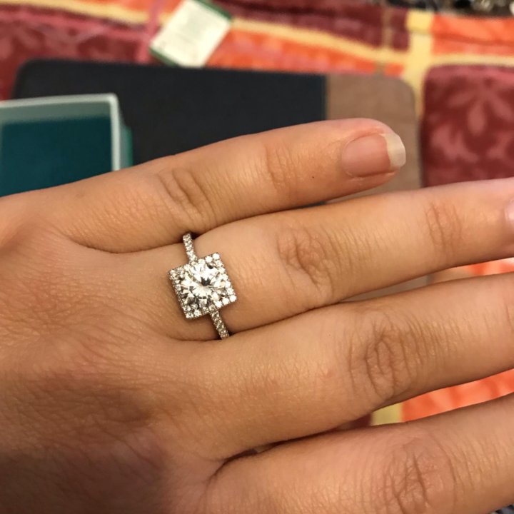 Серебряное кольцо