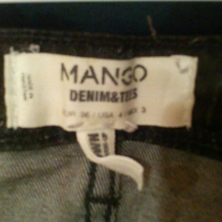 Джинсы Mango