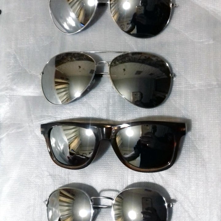 Очки солнцезащитные