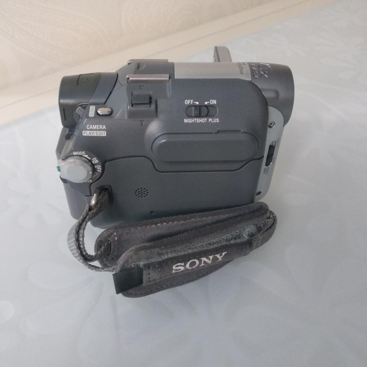 Цыфровая видеокамера DCR-HC17E PAL