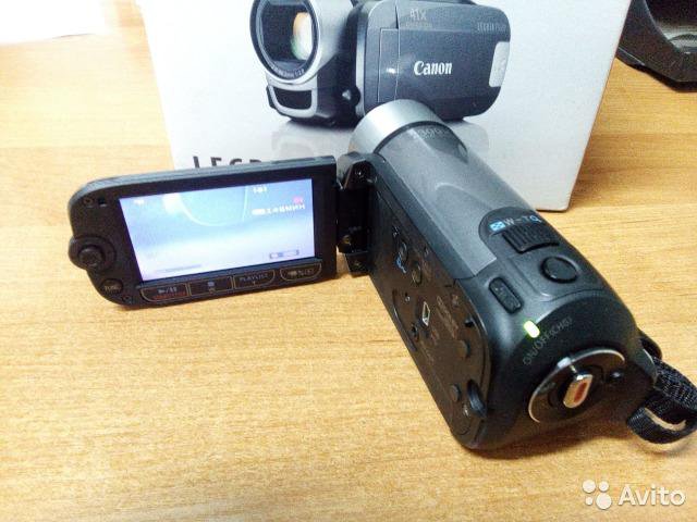 Видеокамера Canon Legria FS307