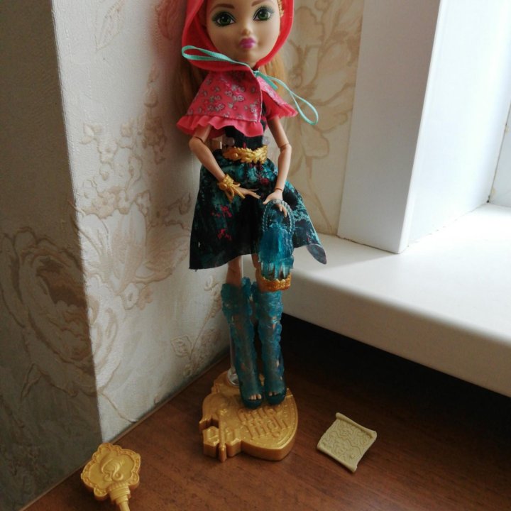 Продам куклу Ever After High ashlynn ella