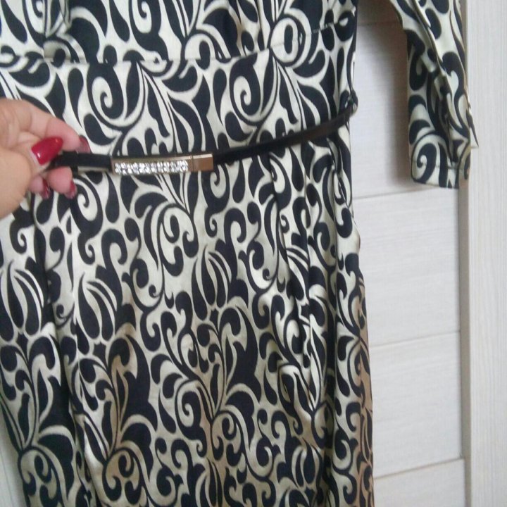 Платье вечернее