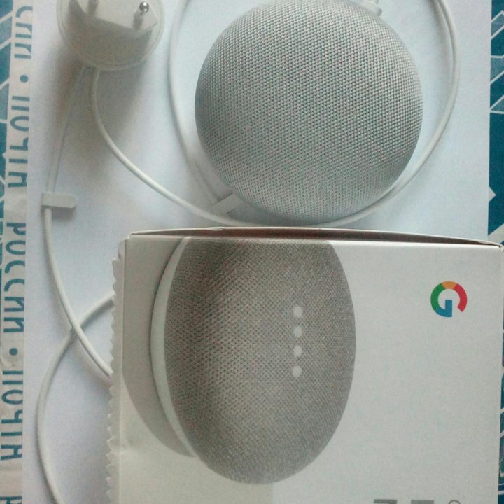 Колонка Google home mini