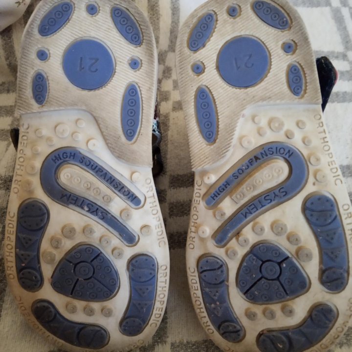 Босоножки на девочку