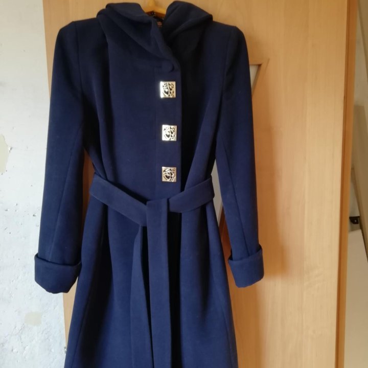 Продам пальто