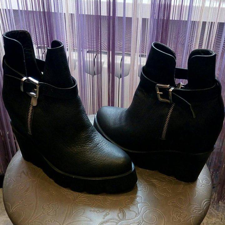 Ботинки стильные. Кожа.