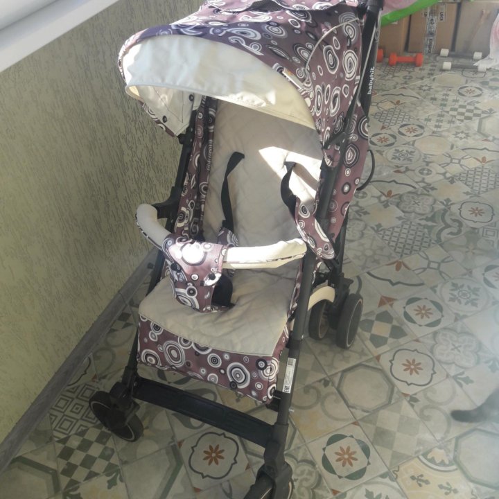 Коляска прогулочная