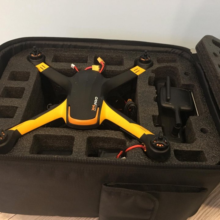 Квадрокоптер HUBSAN X4 PRO