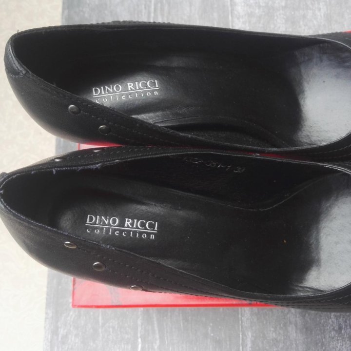 Офисные туфли Dino Ricci