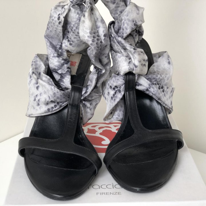 Босоножки Braccialini