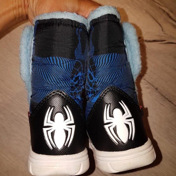 Сапожки Adidas