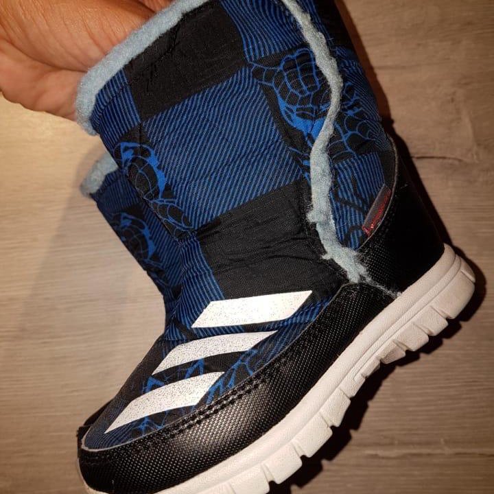 Сапожки Adidas