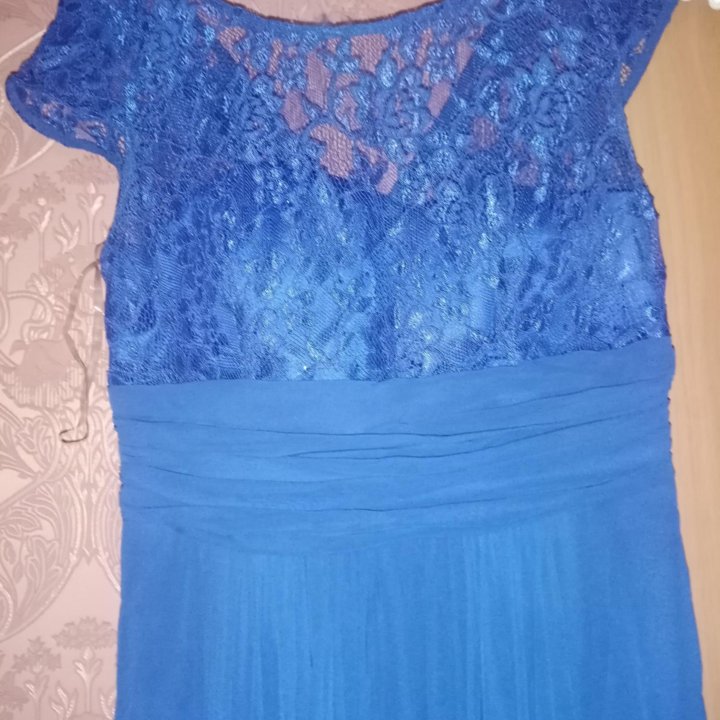 Платье вечернее