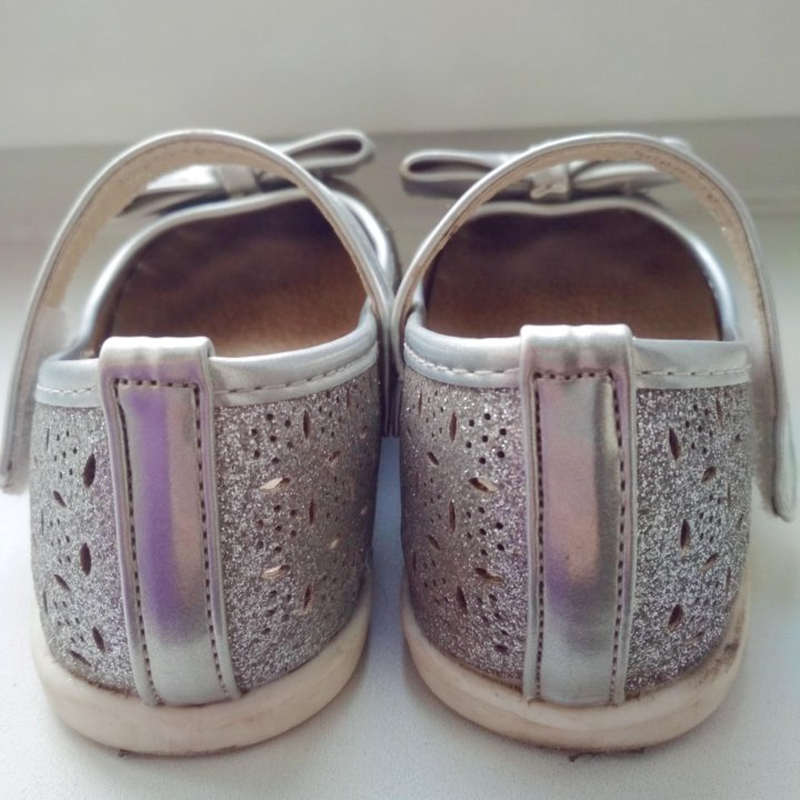 Туфли для девочки р.26