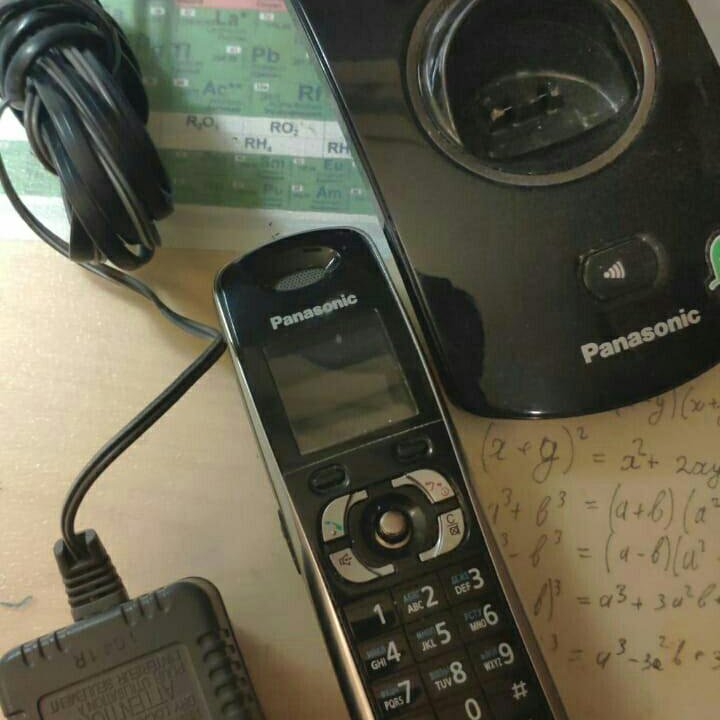 Телефон Panasonic KX-TG8301