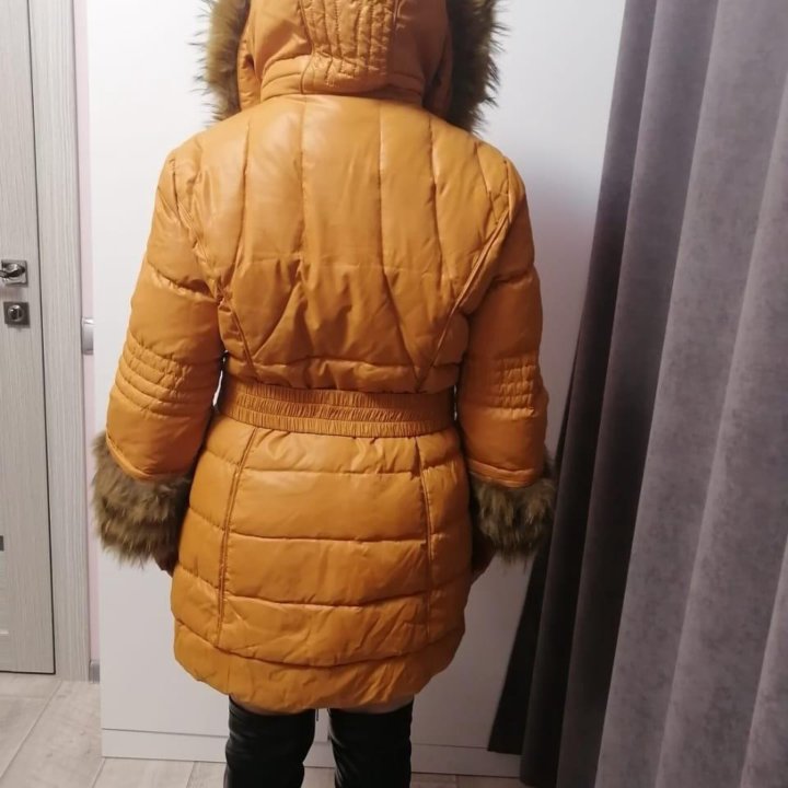 Пуховик, торг