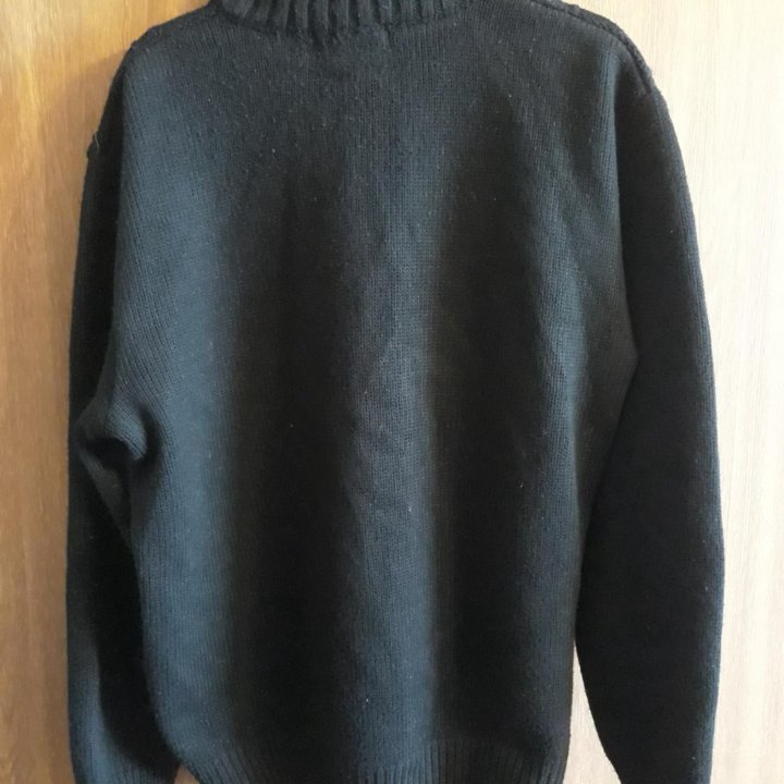 Свитер мужской