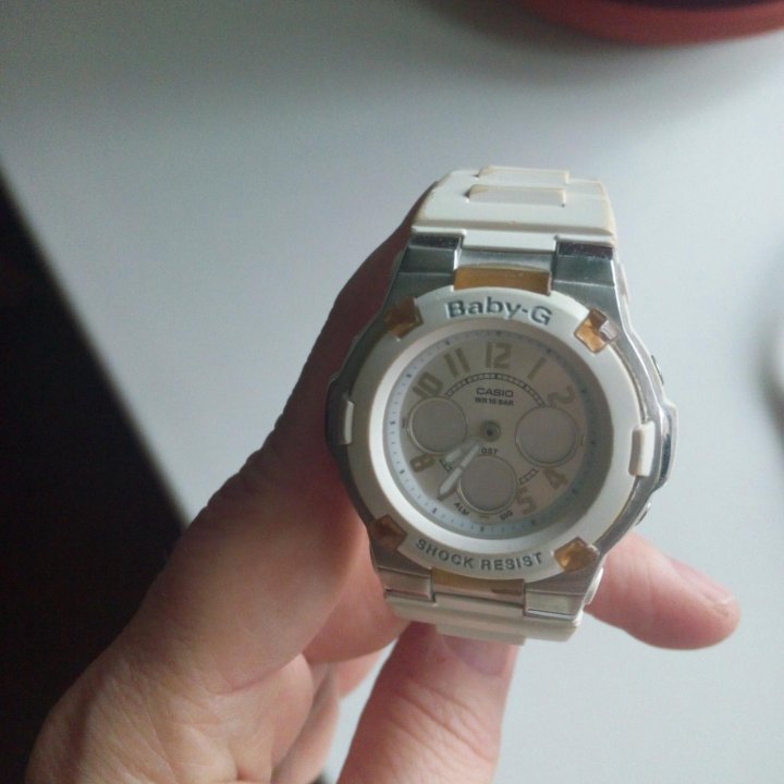 Часы Casio BGA-110