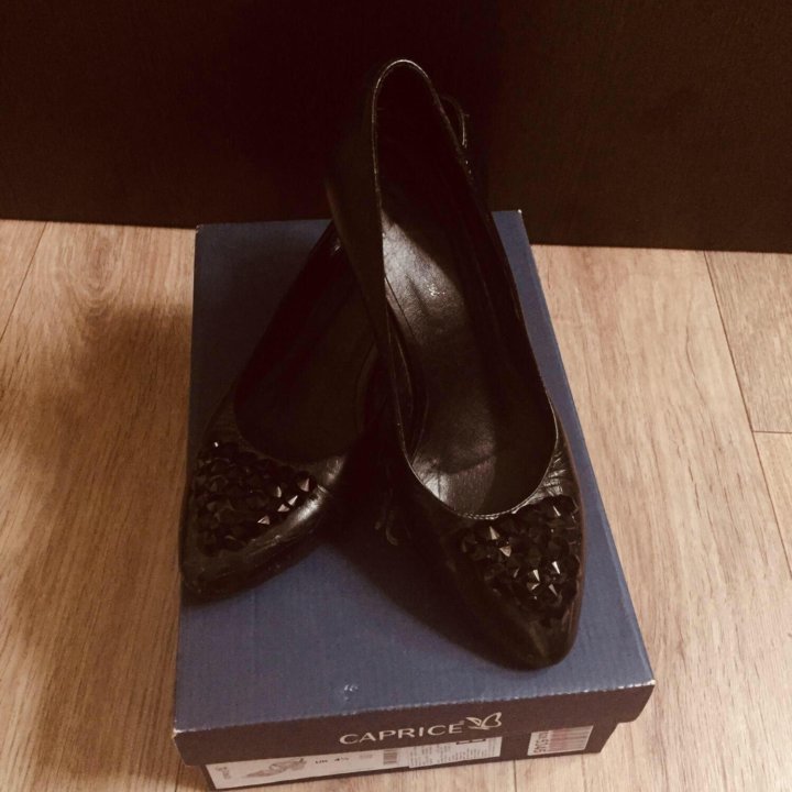 Кожаные туфли