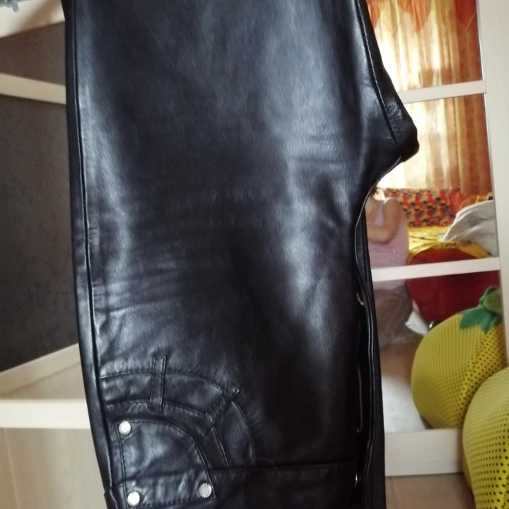 Кожаные брюки