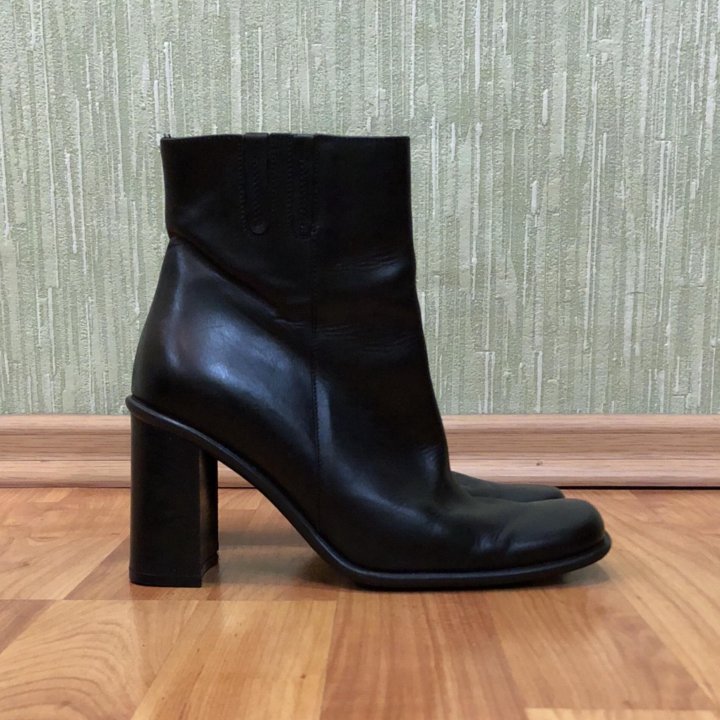 Ботильоны кожаные