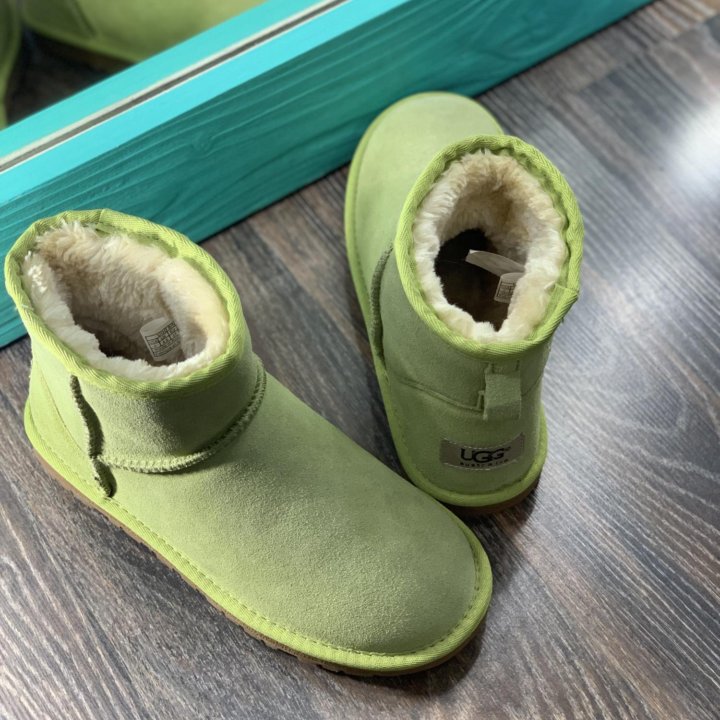 Угги зеленые UGG Australia