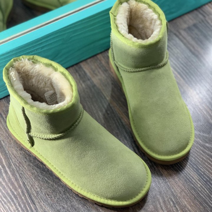 Угги зеленые UGG Australia