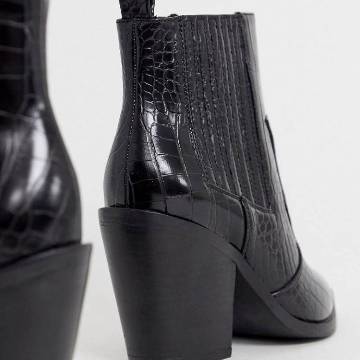 Ботинки 40- 41 размер