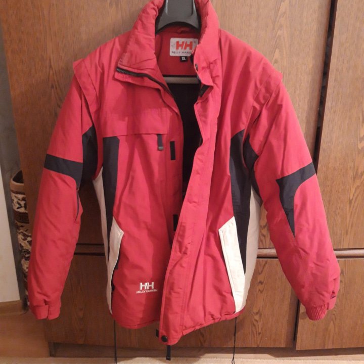 Зимняя куртка Helly Hansen