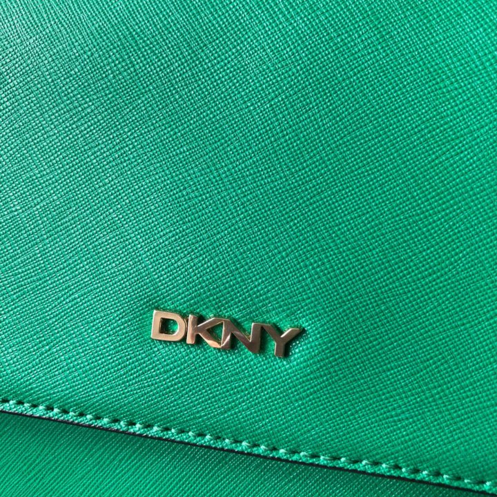 Сумка DKNY