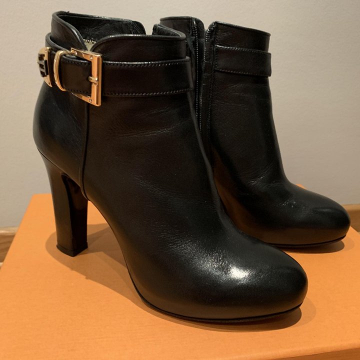 Ботинки Loriblu