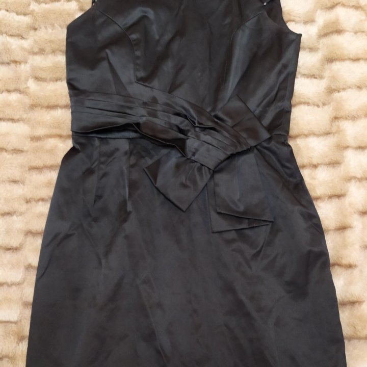 Платье вечернее