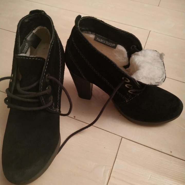 Замшевые ботильоны