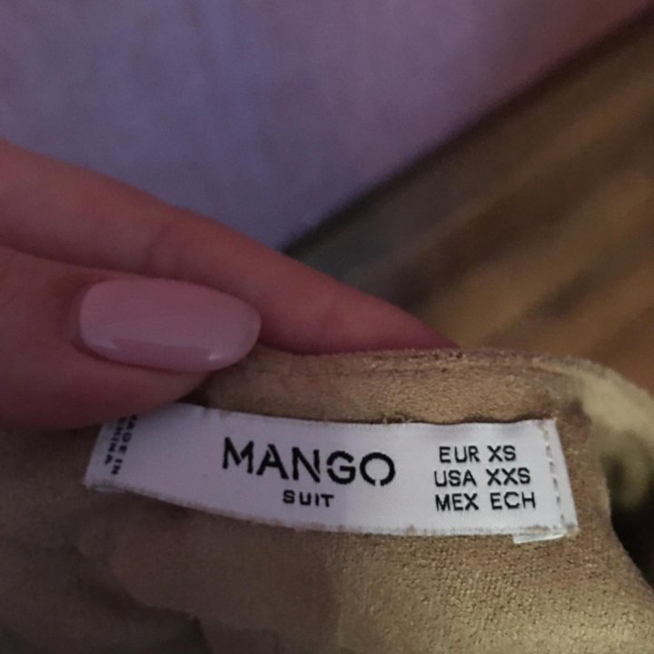 Платье из замши Mango