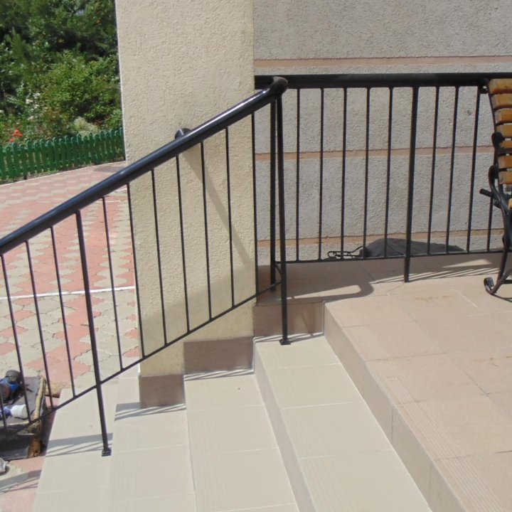 Перила, ограждения