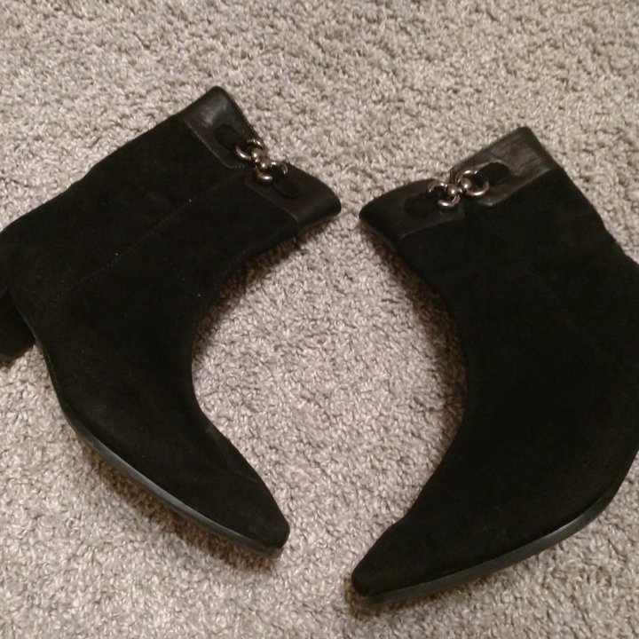 Ботинки Hassia