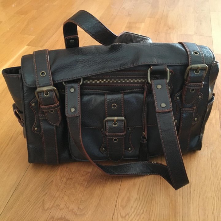 Сумка кожаная Esprit