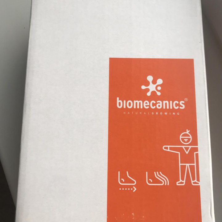 Biomecanics кроссовки 23 размер