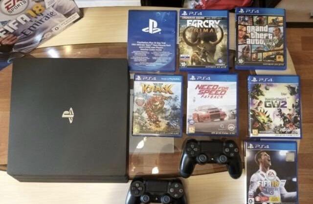 PlayStation 4 pro 1TB