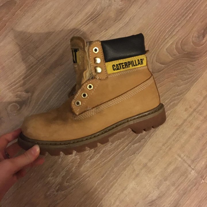 Зимние ботинки