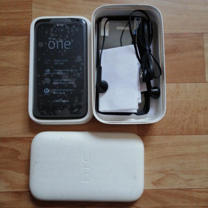 HTC One X