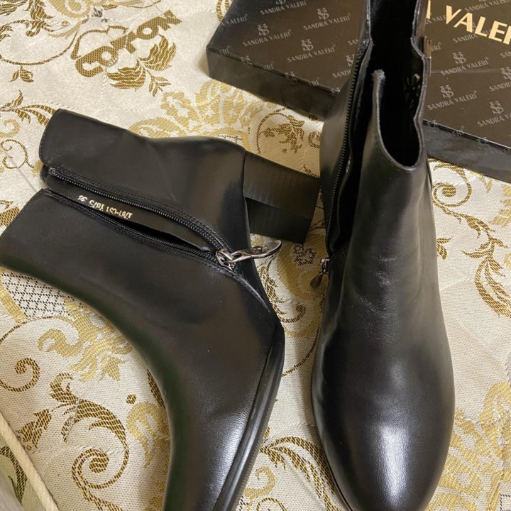 Новые полусапоги