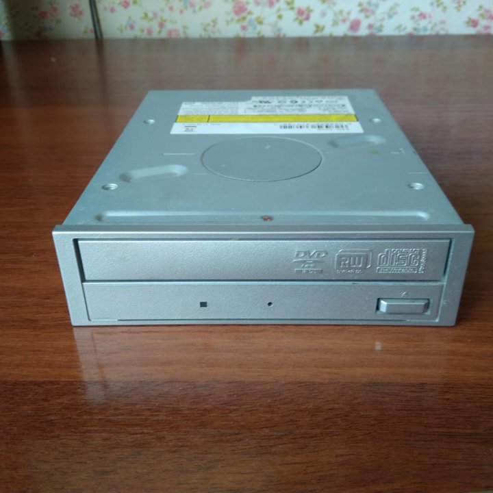 DVD-ROM