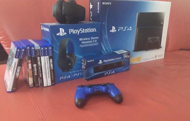 Sony PlayStation 4 + доставка