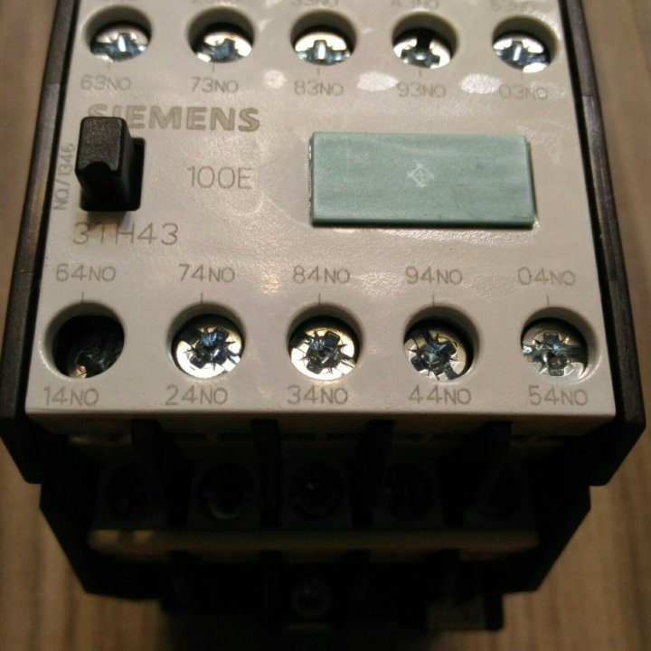 Вспомог контактор Siemens 3TH4310-0A 10S