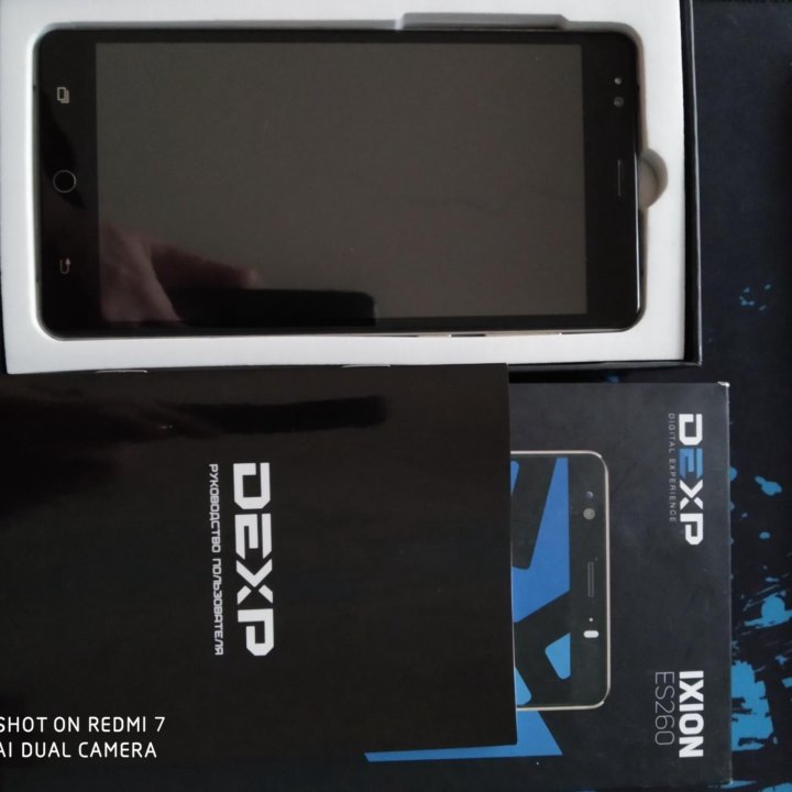 Продам смартфон DEXP IXION ES 260